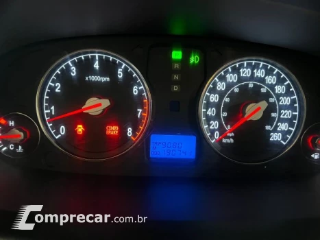 AZERA - 3.3 MPFI GLS SEDAN V6 24V 4P AUTOMÁTICO