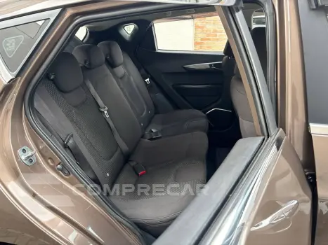 T40 1.5 JET Flex 16V 5p Mec.