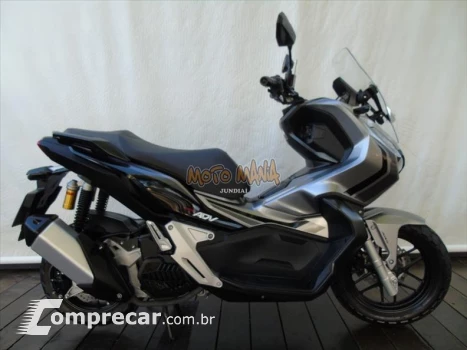 HONDA ADV