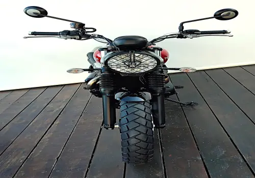 TRIUMPH STREET SCRAMBLER