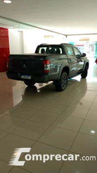 L200 TRITON 2.4 16V Turbo Outdoor HPE CD 4X4