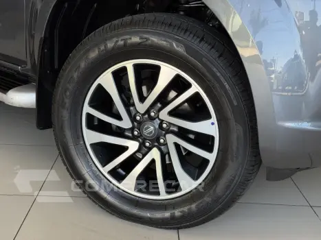 Frontier 2.3 16V LE 4X4 CABINE DUPLA BI-TURBO DIESEL AUTOMÁT