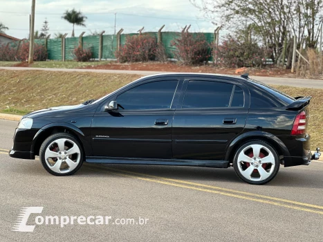 ASTRA 2.0 MPFI Elegance 8V