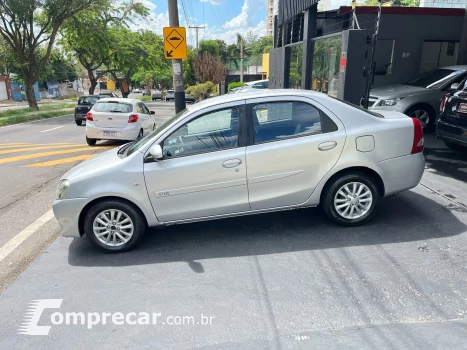 ETIOS XLS Sedan 1.5 Flex 16V 4p Mec.