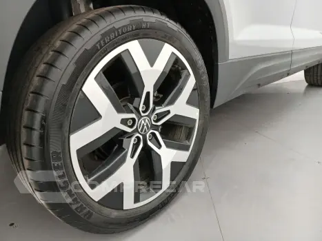TAOS 1.4 250 TSI TOTAL FLEX HIGHLINE AUTOMÁTICO
