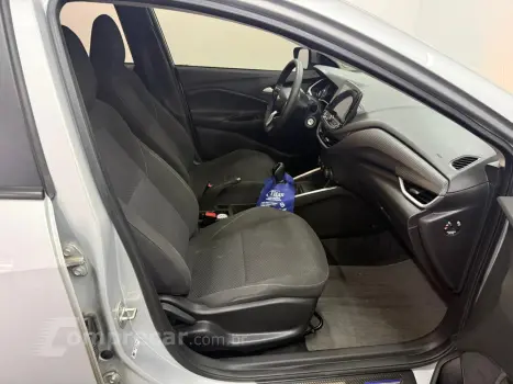 ONIX SEDAN Plus LT 1.0 12V TB Flex Mec.