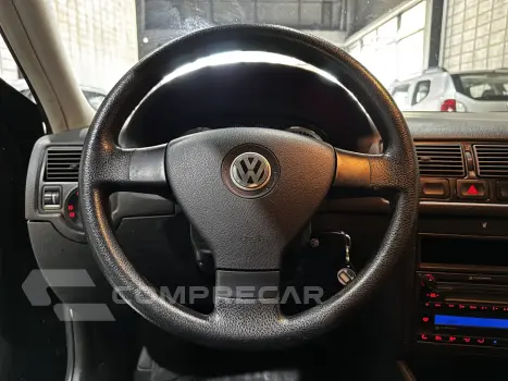 GOLF 1.6 MI SPORTLINE 8V FLEX 4P MANUAL