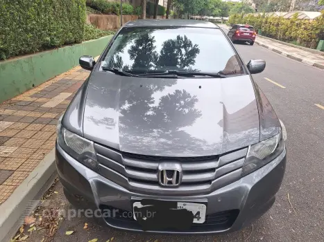 CITY 1.5 LX Sedan 16V