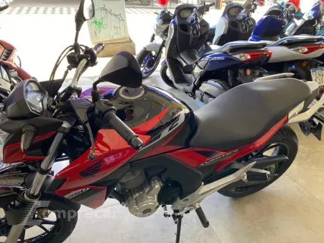 HONDA CB 250 TWISTER