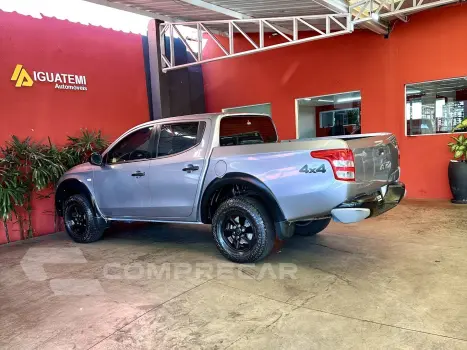 L200 TRITON 2.4 16V TURBO DIESEL OUTDOOR GLS CD 4X4 AUTOMÁTI