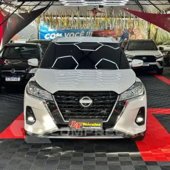KICKS 1.6 XPLAY CVT