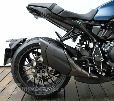 HONDA CB 1000R BLACK EDITION ABS