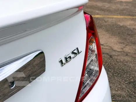 VERSA SL 1.6 16V FlexStart 4p Aut.