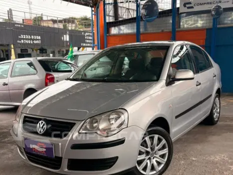 Volkswagen POLO SEDAN - 1.6 8V 4P MANUAL 4 portas
