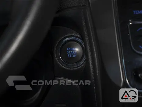 YARIS 1.5 16V Sedan XS Connect