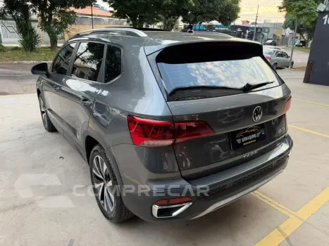 Taos 1.4 250 Tsi Total Flex Highline Automático