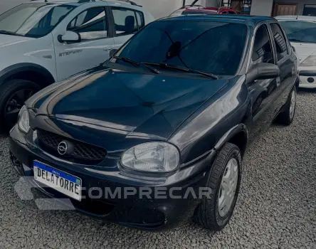 Corsa Sedan 1.0 4P WIND