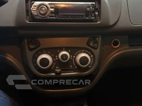 UNO - 1.0 EVO VIVACE 8V 4P MANUAL