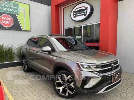 TAOS 1.4 250 TSI TOTAL FLEX HIGHLINE AUTOMÁTICO