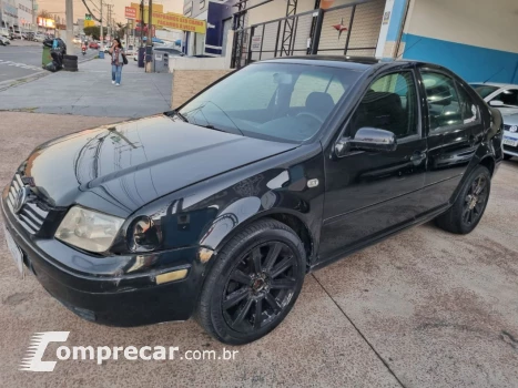 Volkswagen Bora 2.0/ 2.0 Flex 8v Mec. 4 portas