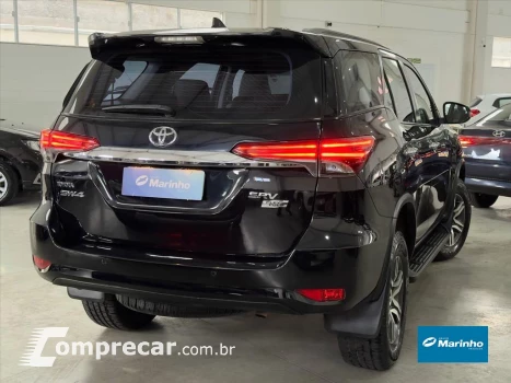 HILUX SW4 2.7 SRV 7 LUGARES 4X2 16V FLEX 4P AUTOM