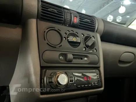 CLASSIC 1.0 MPFI LS 8V FLEX 4P MANUAL