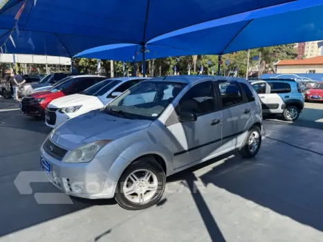 FORD FIESTA HATCH - 1.6 MPI HATCH 8V 4P MANUAL 4 portas