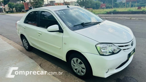 ETIOS 1.5 XS Sedan 16V