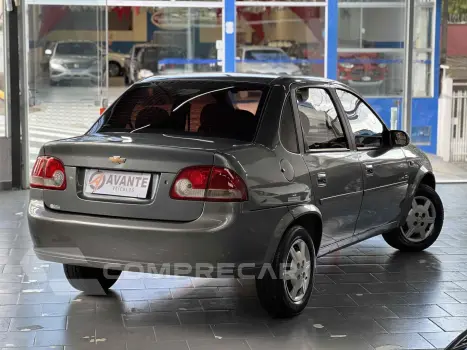 CLASSIC 1.0 MPFI LS 8V FLEX 4P MANUAL