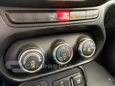 Renegade Sport 1.8 4x2 Flex 16V Mec.