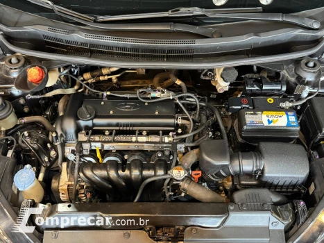 HB20 1.6 COMFORT PLUS 16V FLEX 4P AUTOMATICO