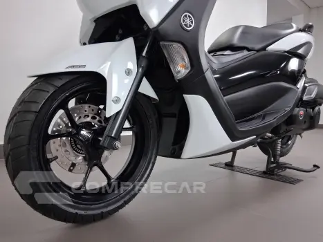 YAMAHA NMAX 160 ABS