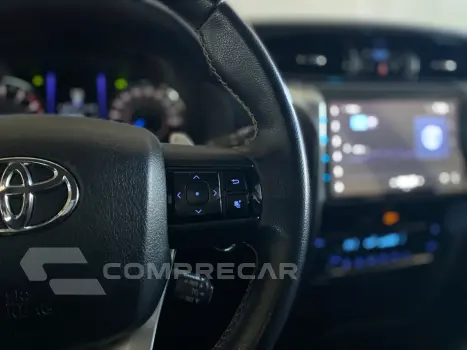 HILUX SW4 2.7 SRV 7 LUGARES 4X2 16V FLEX 4P AUTOMÁTICO
