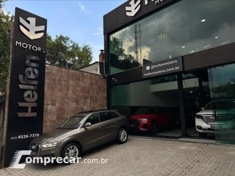 Audi Q3 2.0 TFSI Ambiente Quattro 170cv 4 portas