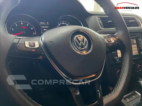JETTA 2.0 COMFORTLINE FLEX 4P TIPTRONIC