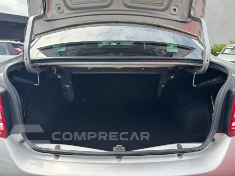 LOGAN 1.0 12V SCE ZEN