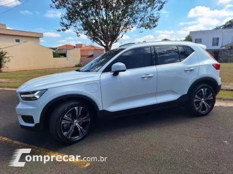XC40 1.5 T5 Hybrid Inscription Geartronic