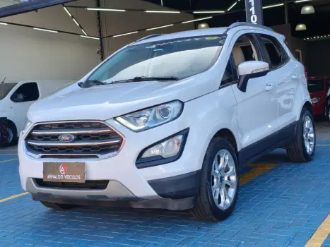 FORD EcoSport TITANIUM 2.0 16V Flex 5p Aut. 4 portas