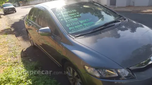 Honda CIVIC 1.8 LXL 16V 4 portas