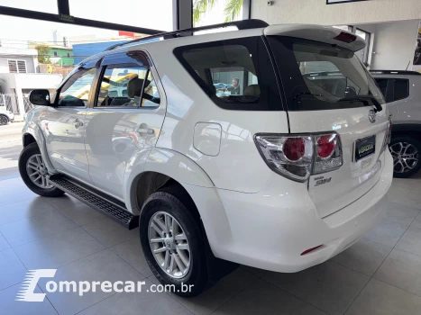 Hilux SW4 2.7