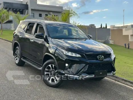 HILUX SW4 2.8 D-4D TURBO DIESEL DIAMOND 7L 4X4 AUTOMÁTICO