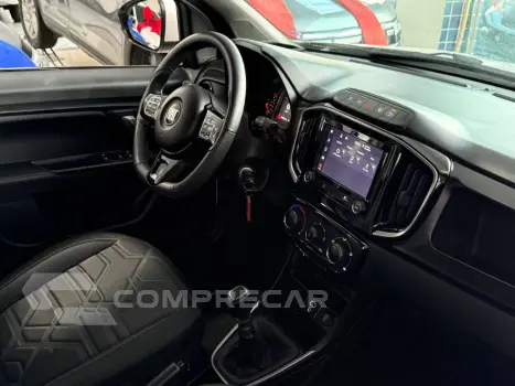Strada Volcano 1.3 Flex 8V CD
