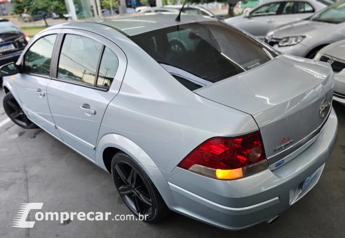 VECTRA 2.0 MPFI Elegance 8V