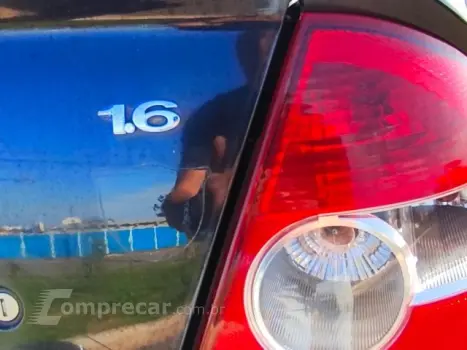 FIESTA SEDAN - 1.6 MPI SEDAN 8V 4P MANUAL