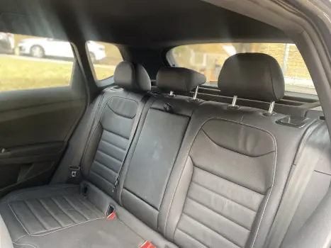 TAOS 1.4 250 TSI TOTAL FLEX HIGHLINE AUTOMÁTICO