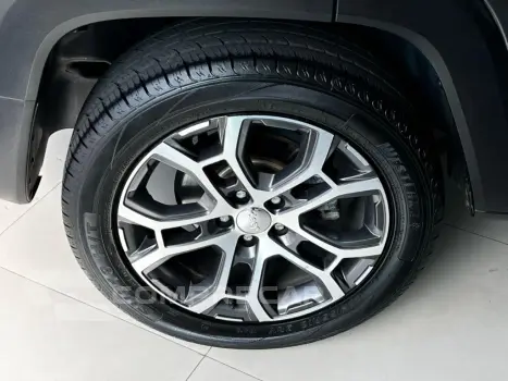 Renegade Long. T270 1.3 TB 4x2 Flex Aut.