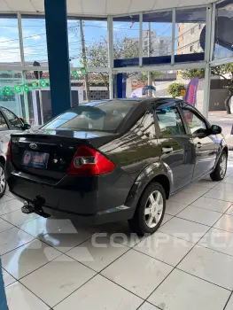 FIESTA 1.6 MPI Class Sedan 8V