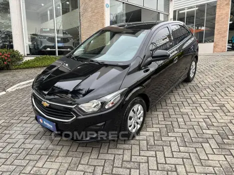 CHEVROLET ONIX HATCH LT 1.0 8V FlexPower 5p Mec. 4 portas
