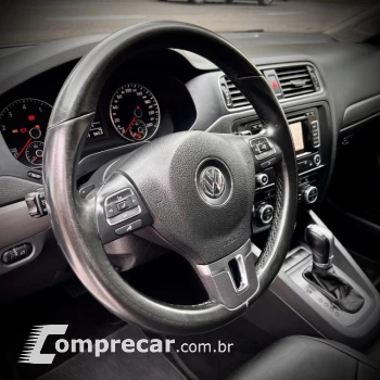 JETTA 2.0 TSI Highline 211cv
