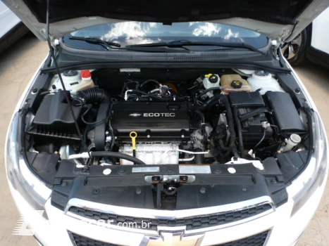 CRUZE 1.4 LT